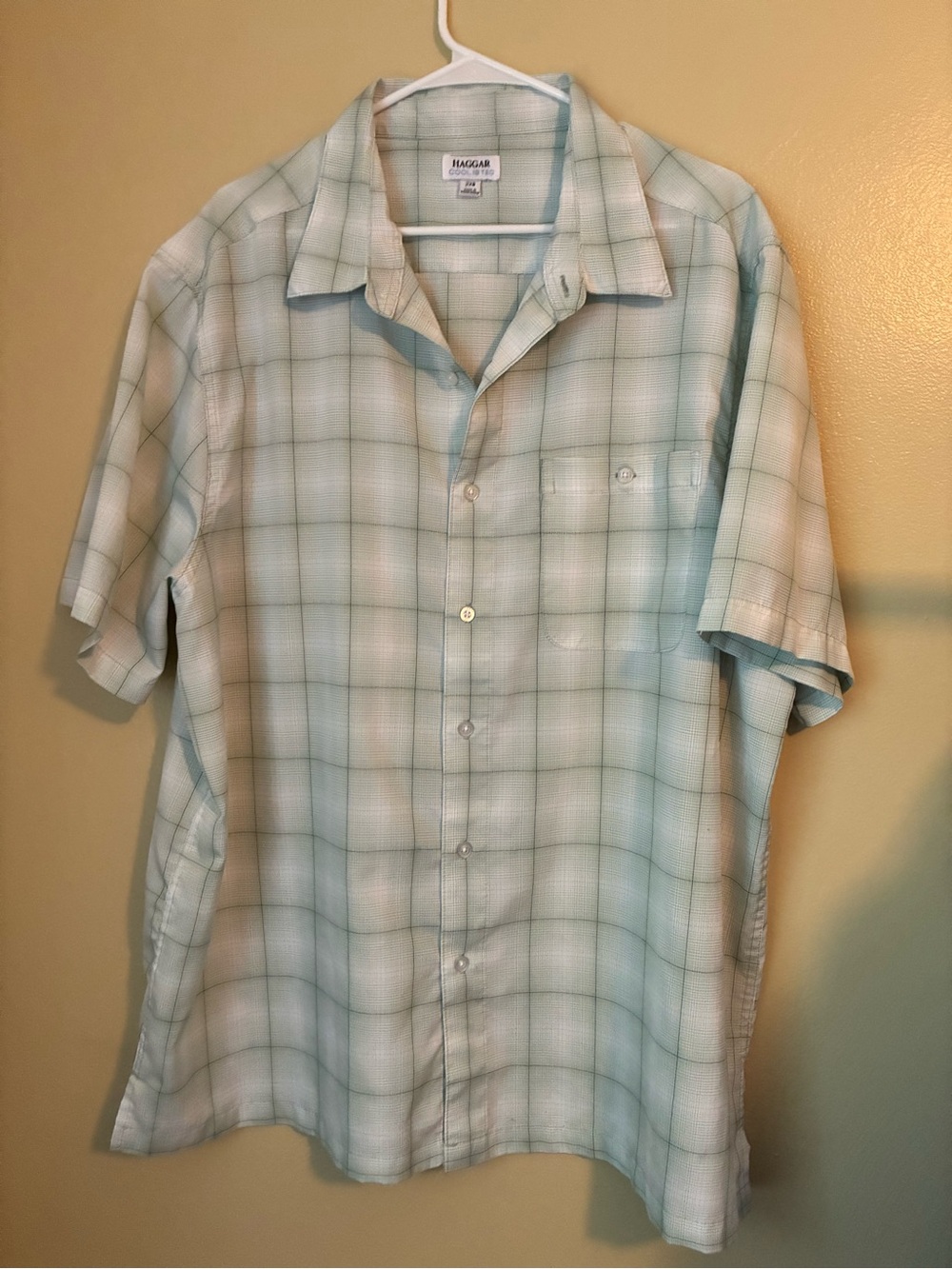 Haggar Pale Blue & White Plaid Short-Sleeve Button-Up Shirt